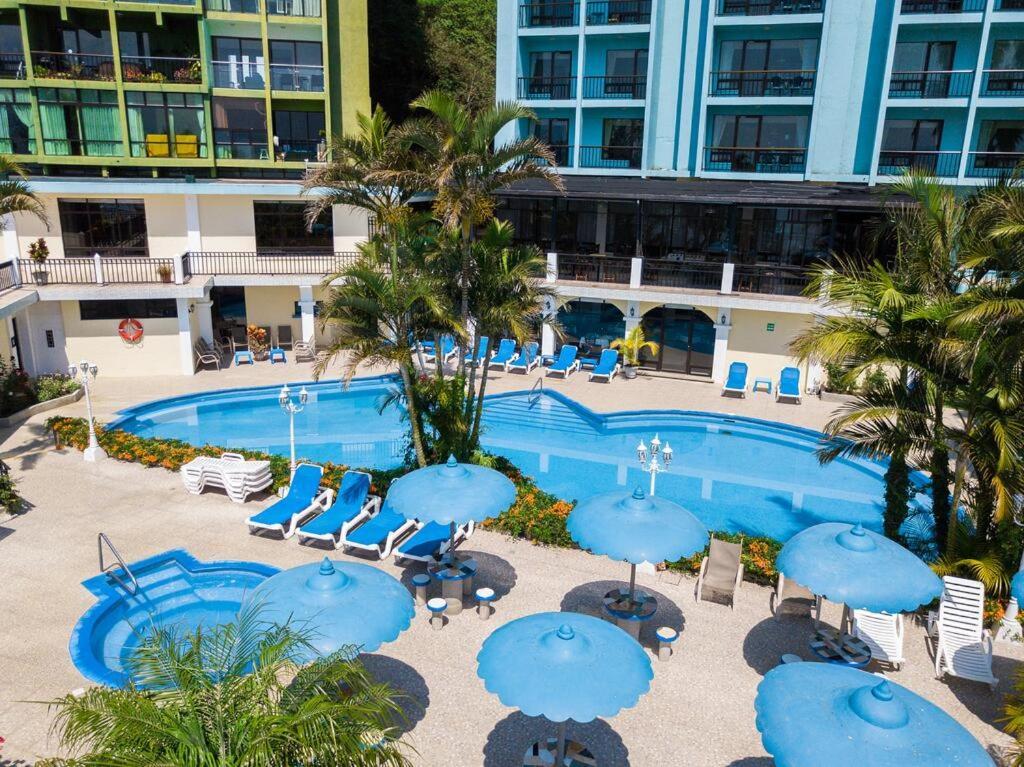 Apart-Hotel Suites Baxi, lake Panajachel San Jorge La Laguna Buitenkant foto